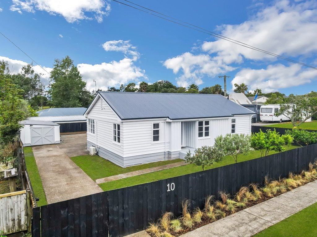 10 Buchanan Road, Kingseat, Papakura - Carousel 1