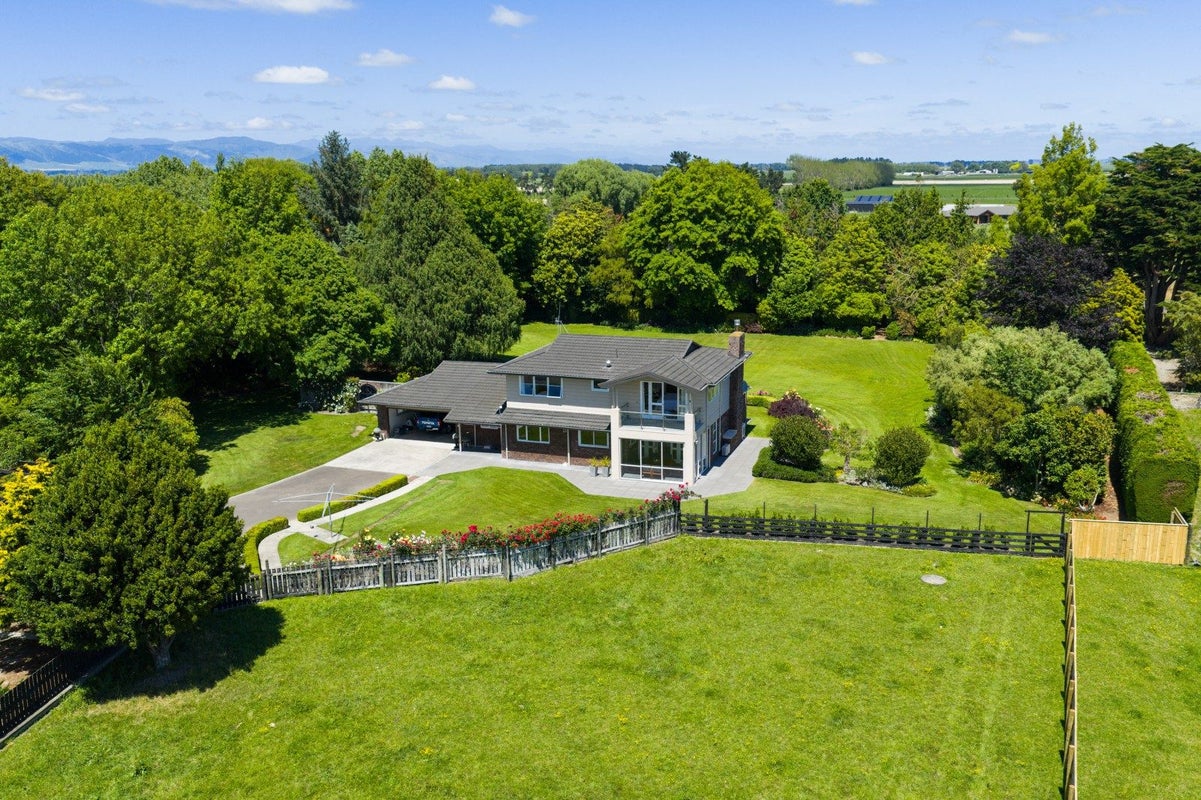 758 Rangitikei Line, Milson, Palmerston North - Carousel 2