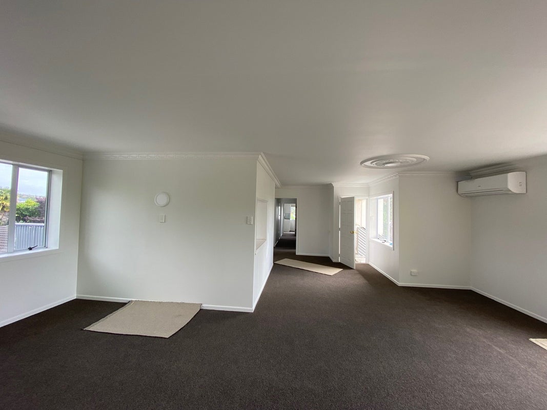4/18 Roderick Street, Otumoetai, Tauranga - Carousel 2