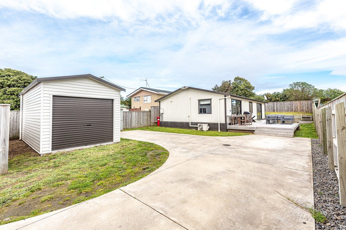 79A Matai Street, Castlecliff, Whanganui - Carousel 2