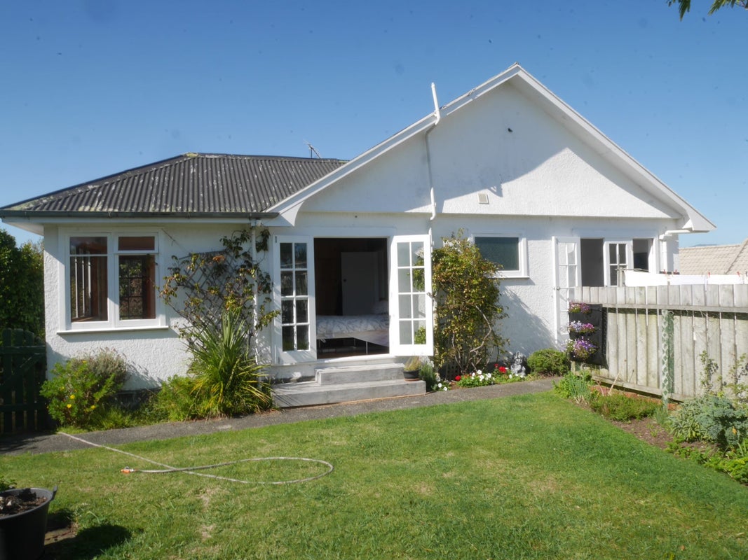 71 Ocean Road, Paraparaumu Beach, Paraparaumu - Carousel 2