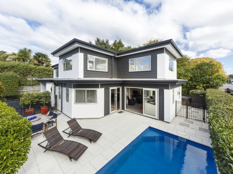108 Te Awe Awe Street, Hokowhitu, Palmerston North - Carousel 1