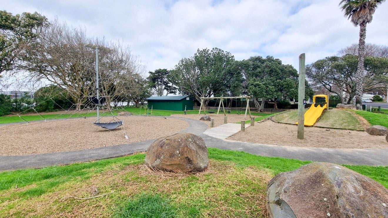 7/36 Brady Road, Otahuhu, Auckland - Carousel 10