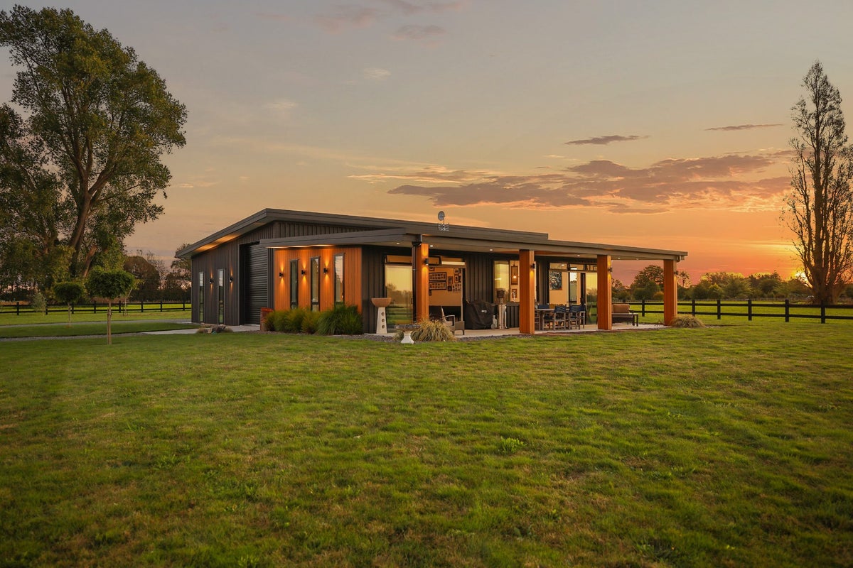 68 Marshmeadow Road, Newstead, Hamilton - Carousel 1