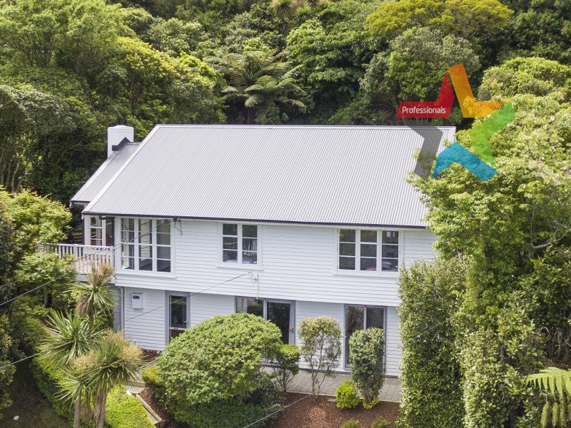 67 Sunshine Avenue, Karori, Wellington - Carousel 1
