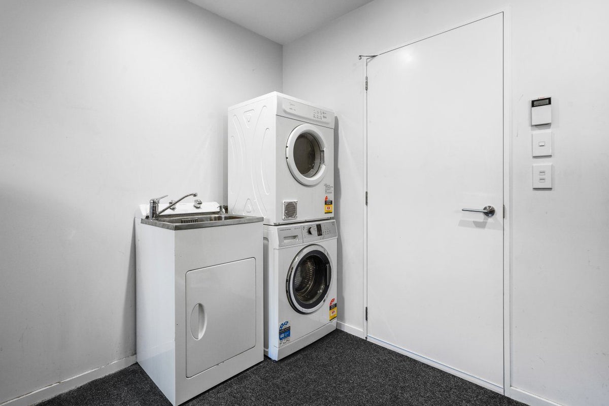 26 Horoeka Street, Avonhead, Christchurch - Carousel 13