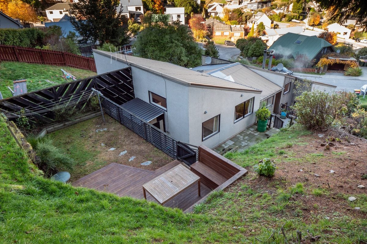 5B Wye Place, Fernhill, Queenstown - Carousel 23