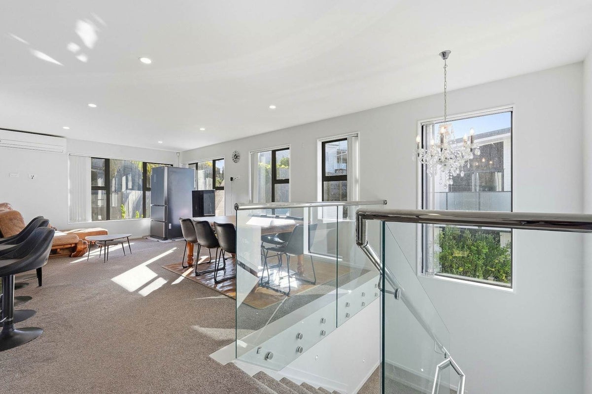 338F Glenvar Road, Torbay, Auckland - Carousel 2