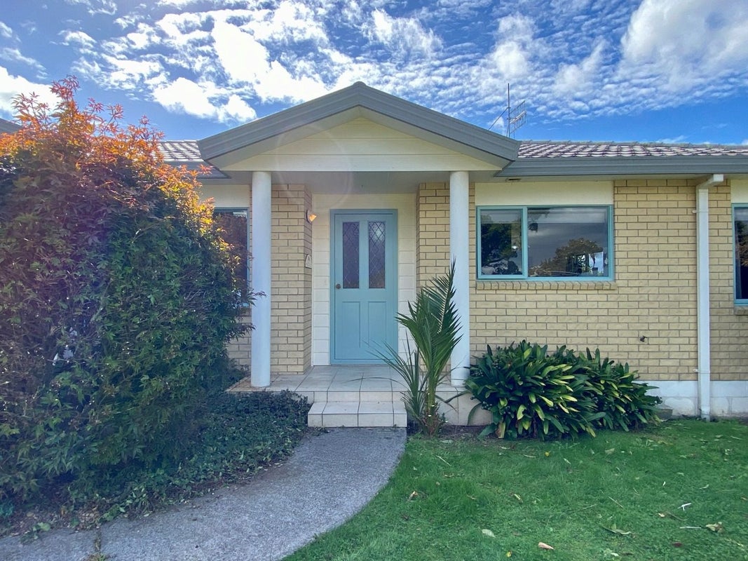 18 Kopu Drive, Pyes Pa, Tauranga - Carousel 2