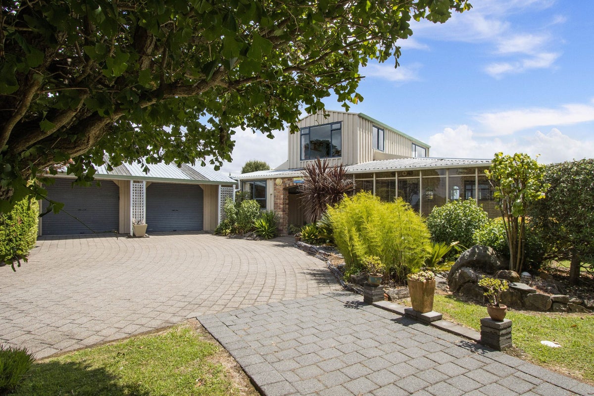 261 Tanners Point Road, Tanners Point, Tahawai - Carousel 2
