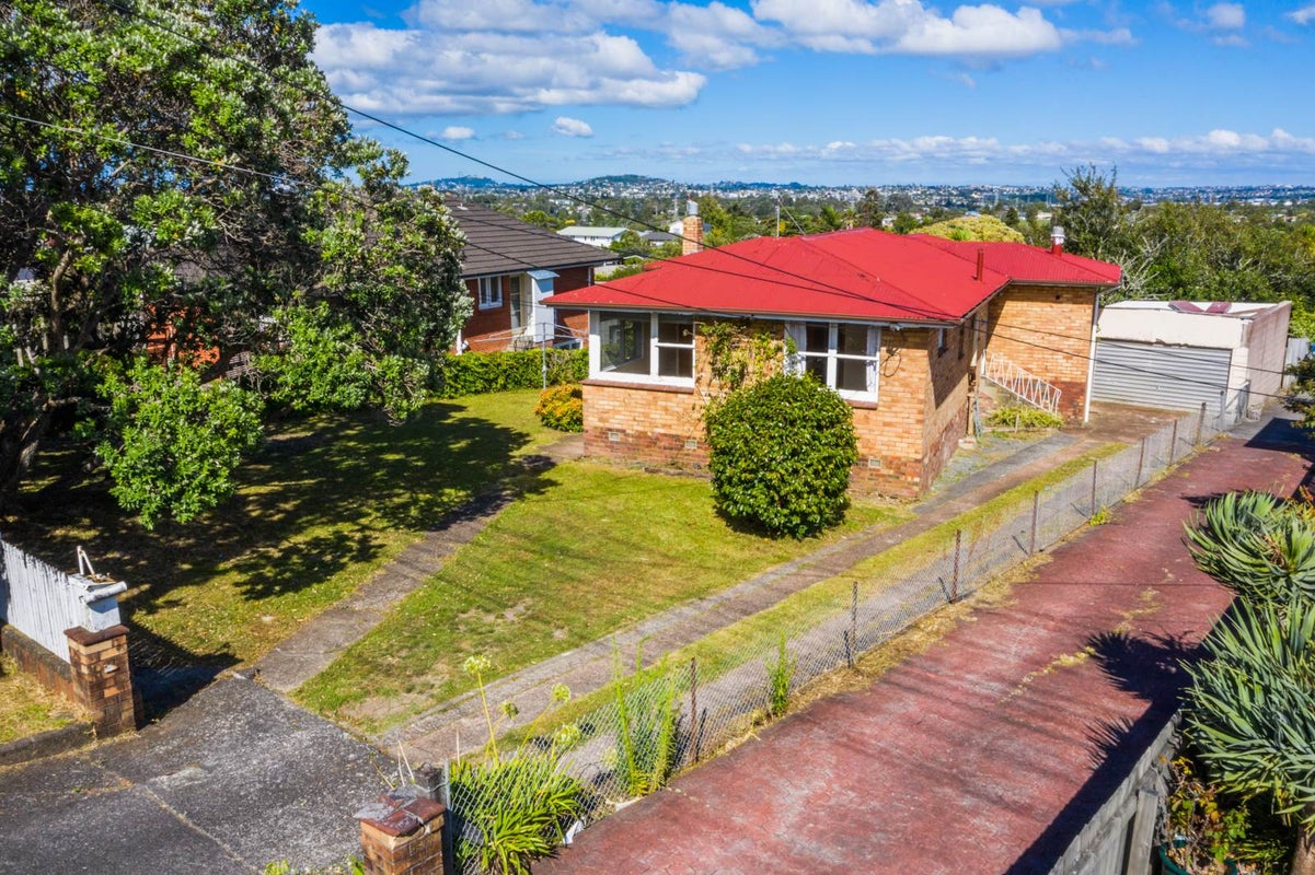91 Hepburn Road, Glendene, Auckland - Carousel 1