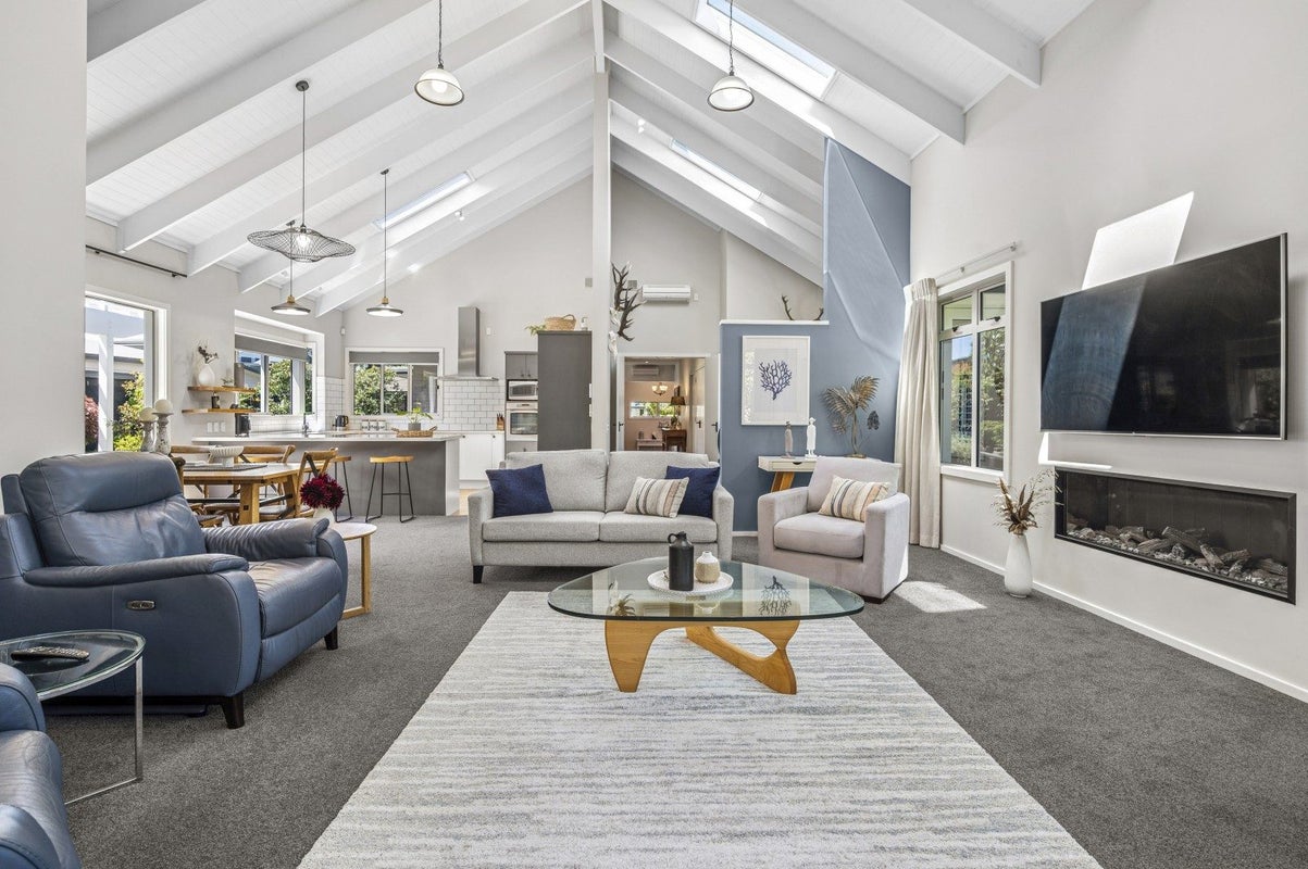 9 Coprosma Crescent, Waipahihi, Taupo, Waikato - Carousel 2