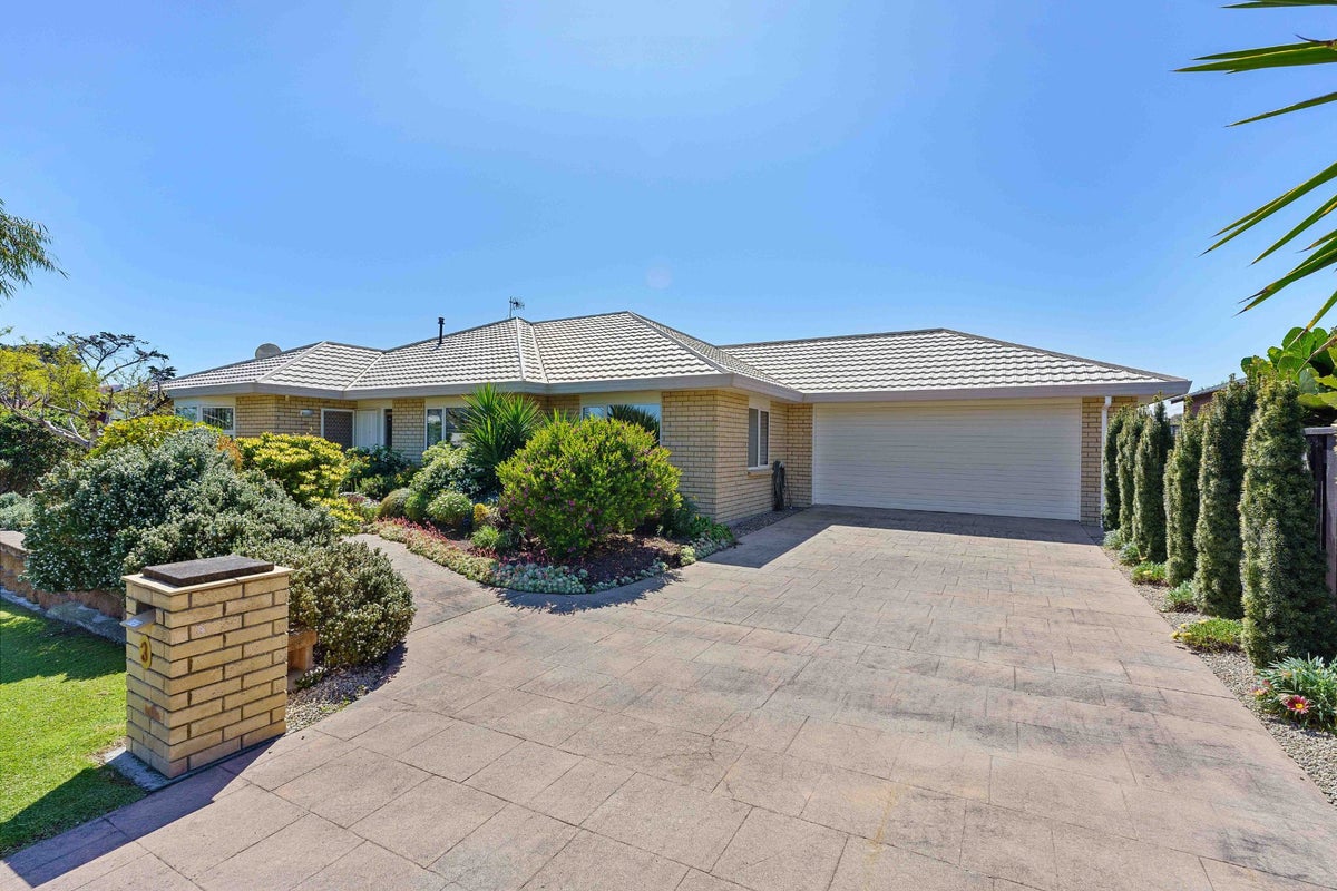 3 Te Ropata Place, Waikanae Beach, Waikanae - Carousel 2