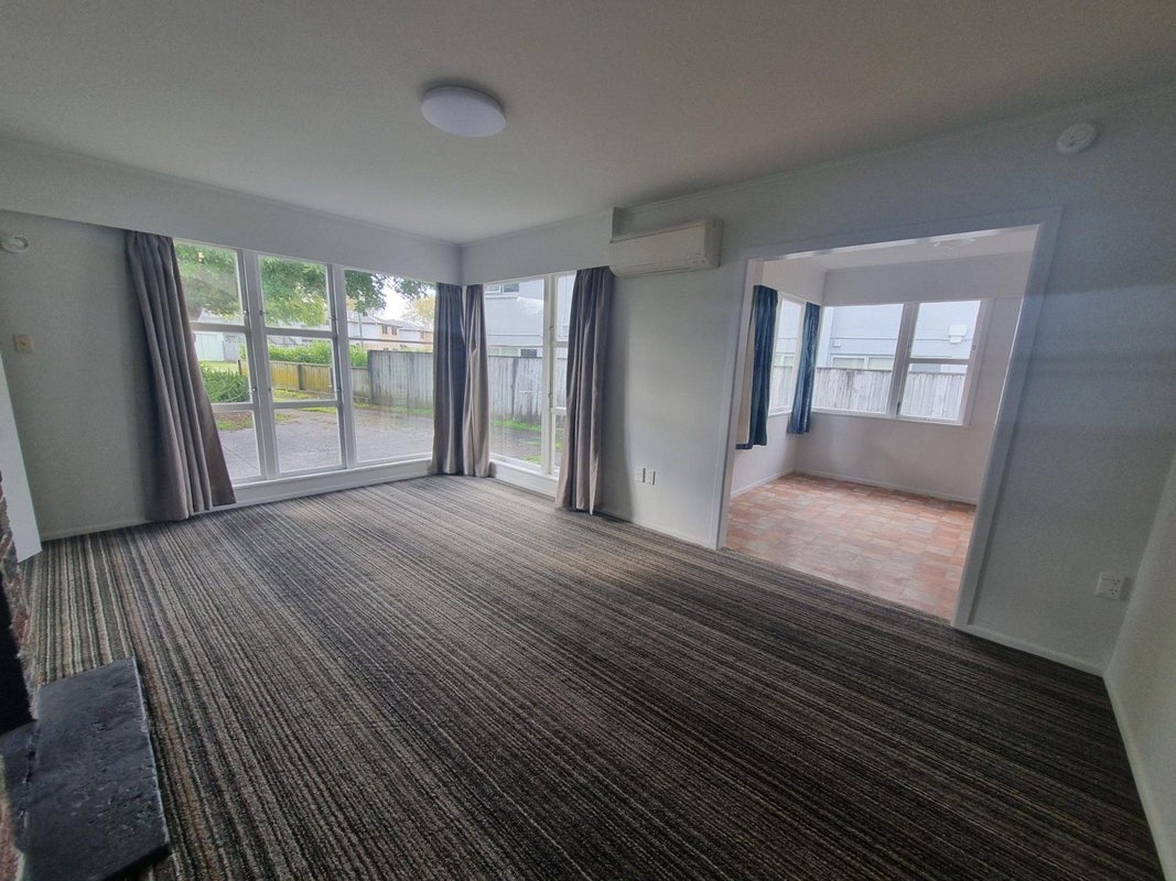 9 Tralee Place, Hillcrest, Hamilton - Carousel 2