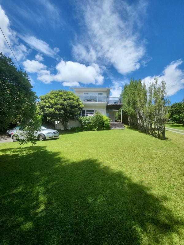 23 Linley Terrace, Judea, Tauranga - Carousel 1