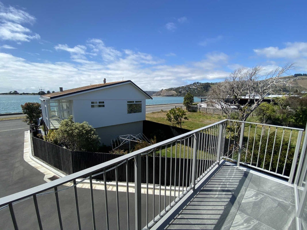 2/79 Beachville Road, Redcliffs, Christchurch - Carousel 2