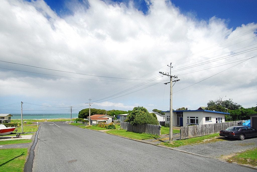 6 Pearse Street, Brighton, Dunedin - Carousel 17