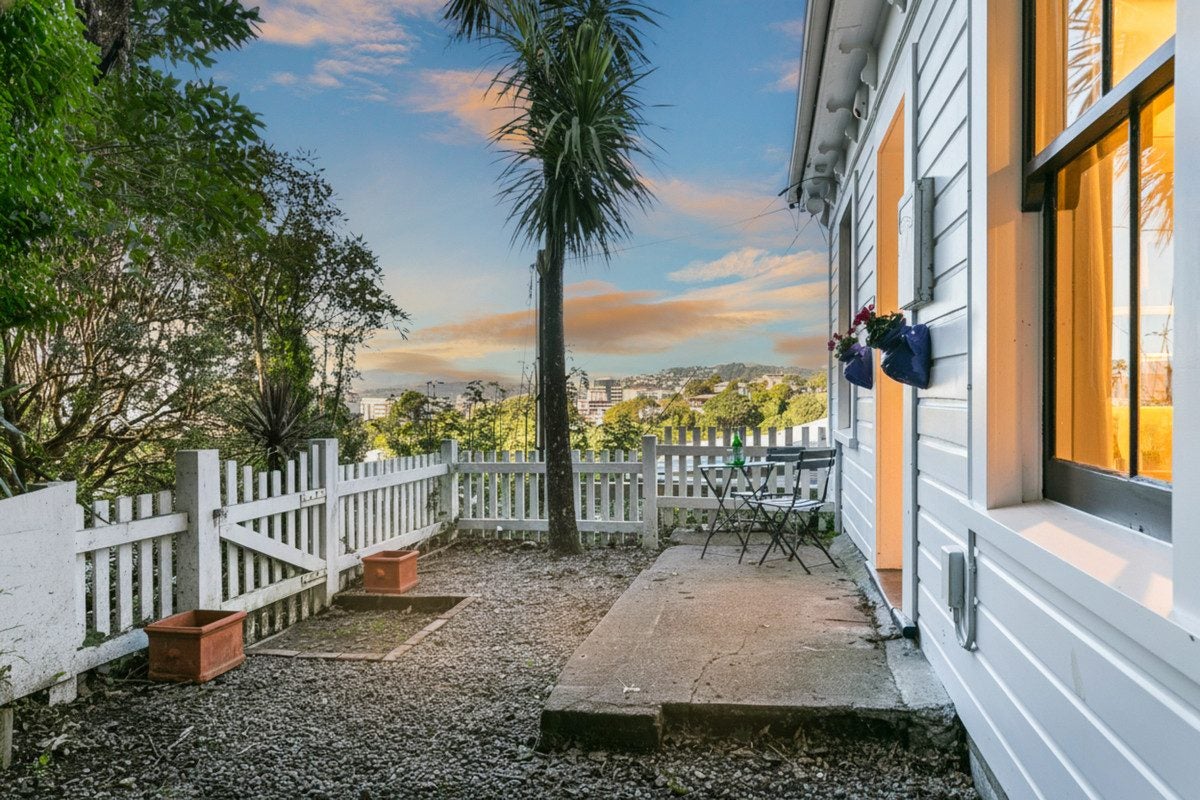 21 St Mary Street, Thorndon, Wellington - Carousel 2