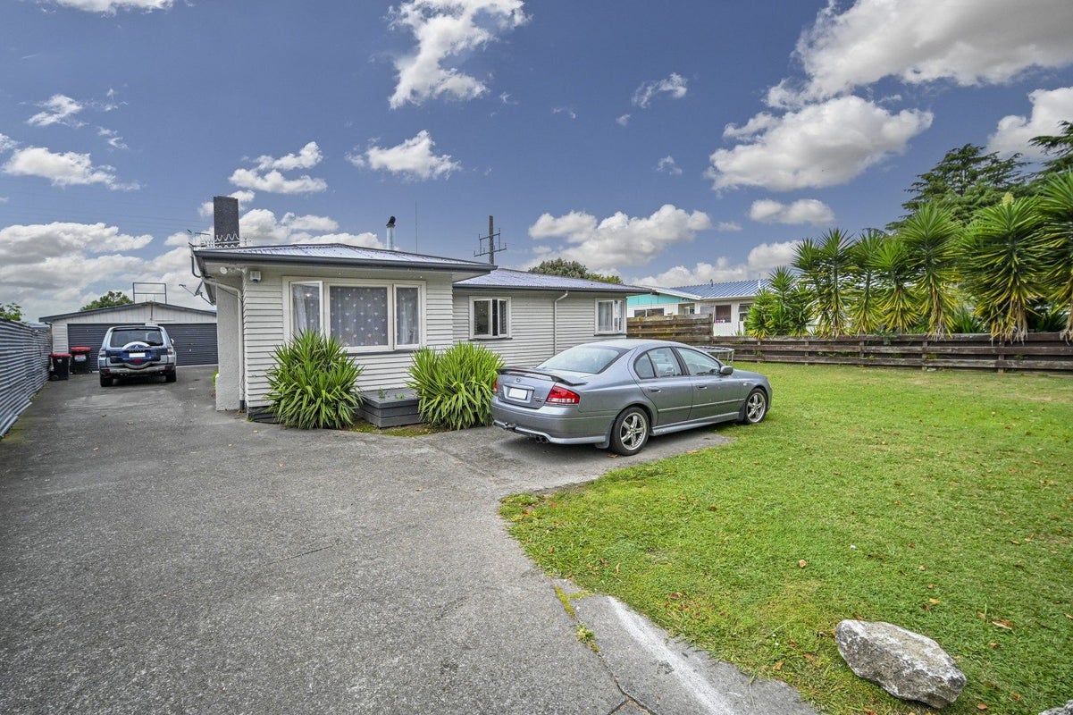 42 Walton Way, Flaxmere, Hastings - Carousel 15