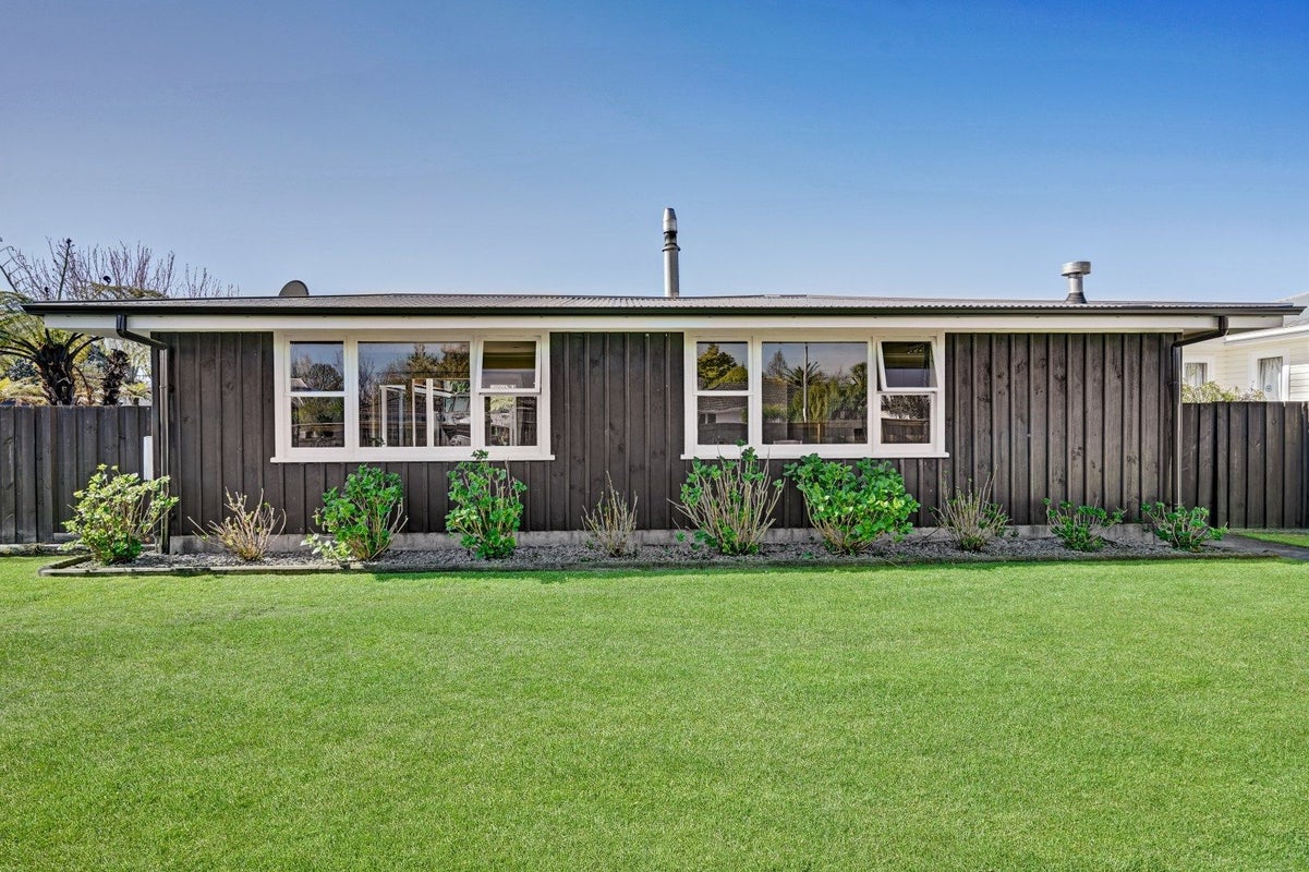 6 Williams Street, Marewa, Napier - Carousel 2