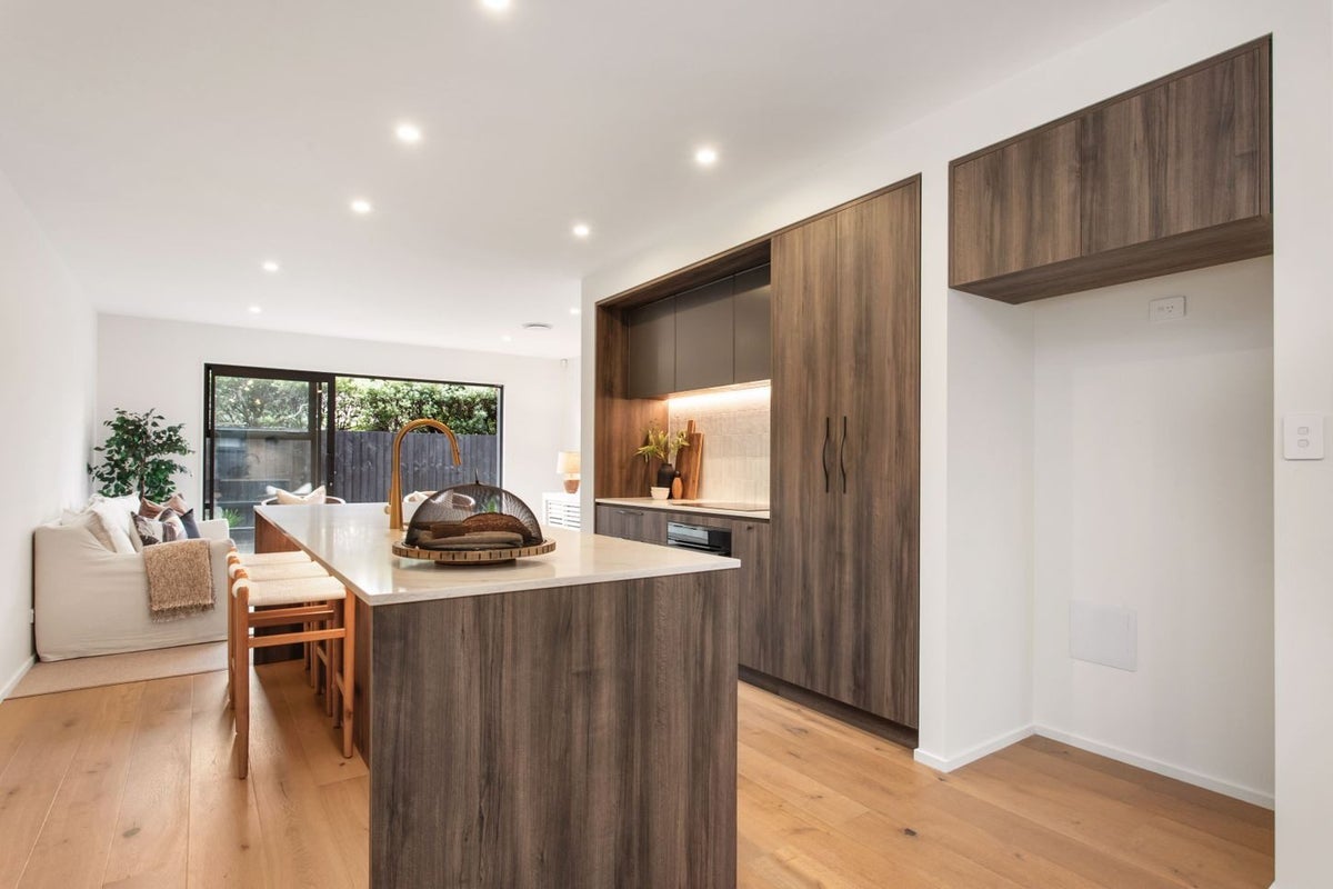 3/24 Rhodes Street, Merivale, Christchurch - Carousel 2