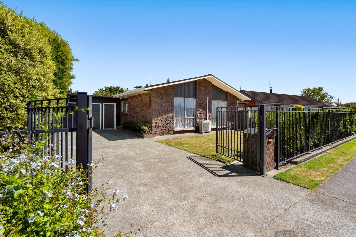 55 Guppy Road, Greenmeadows, Napier - Carousel 1