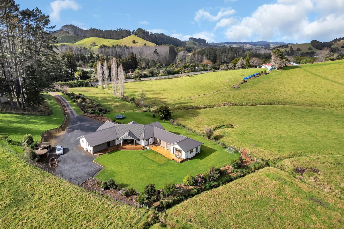 74 Harris Road, Whangarei - Carousel 1