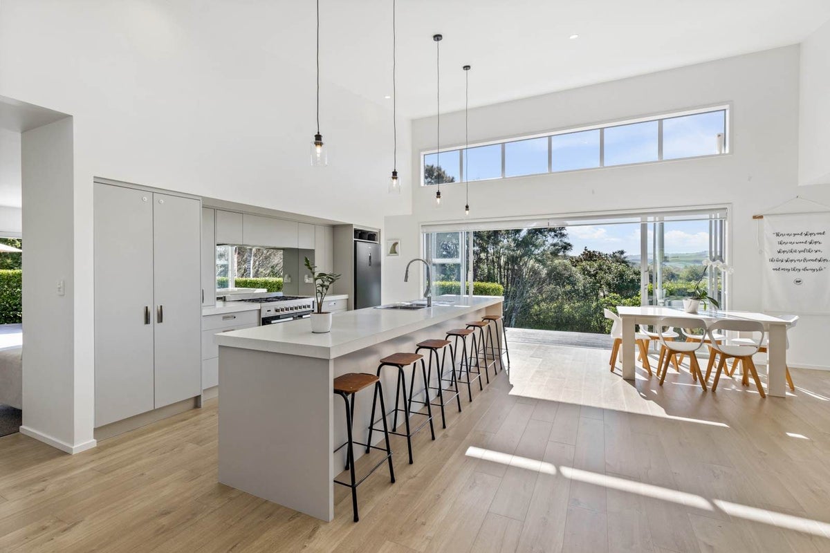10 The Rise, Waimauku, Rodney - Carousel 2