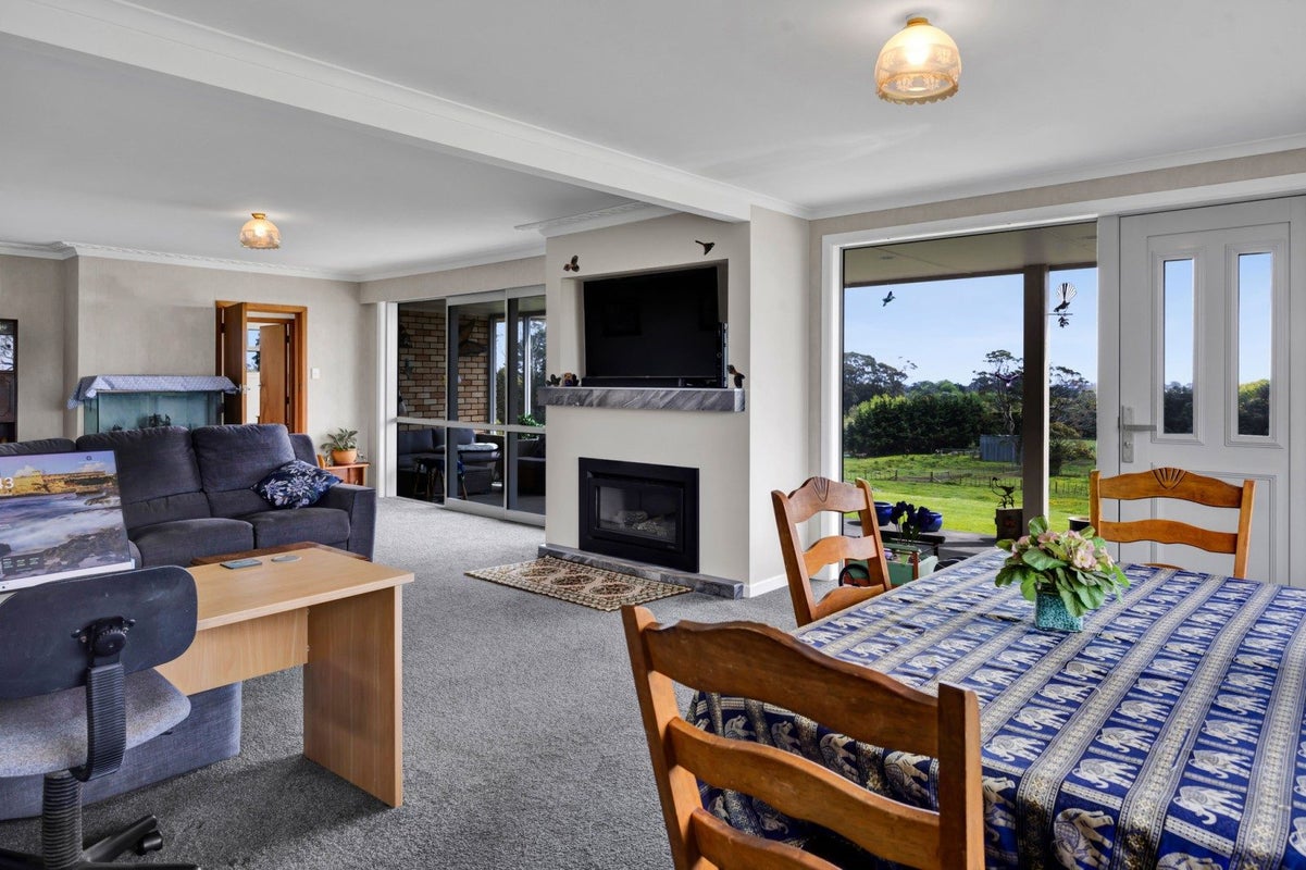 200 Paraite Road, Paraite, New Plymouth - Carousel 2