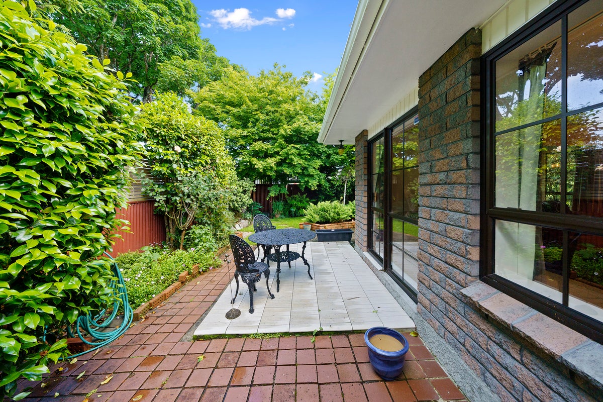 27A Hine Road, Wainuiomata, Lower Hutt - Carousel 1