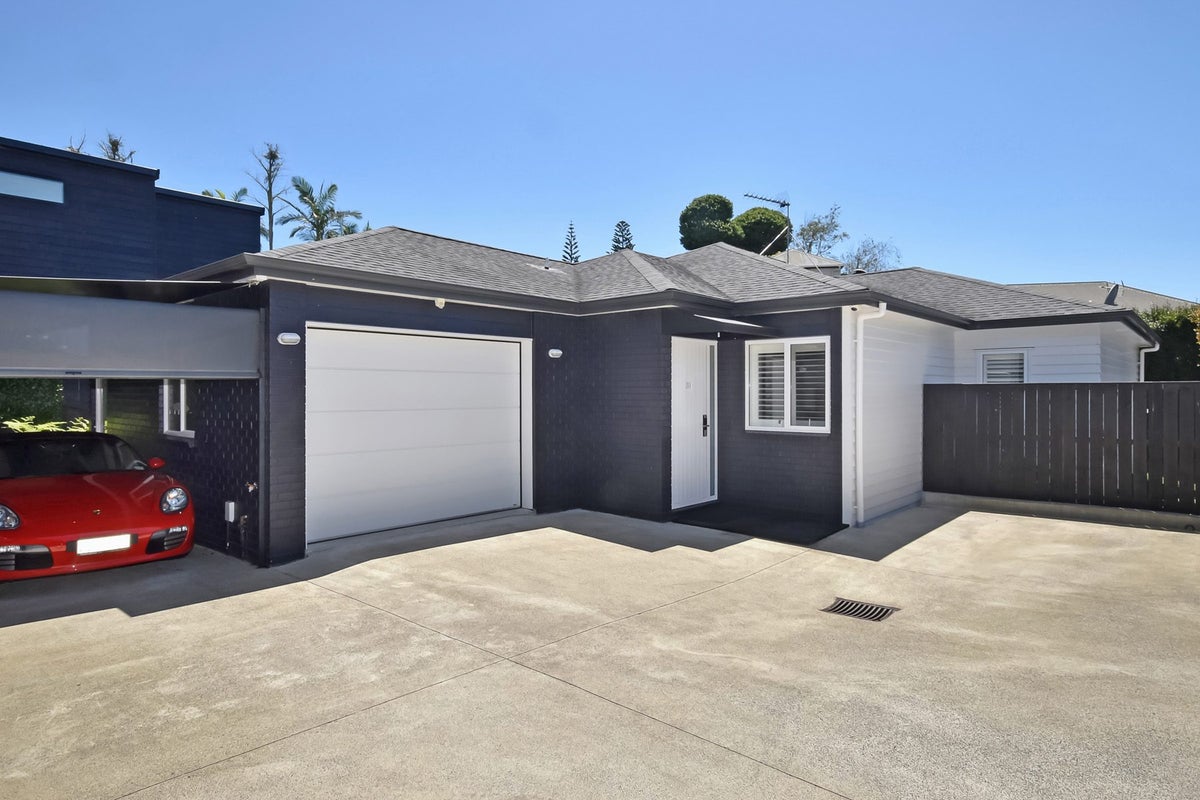 20A Apirana Avenue, Glen Innes, Auckland - Carousel 2