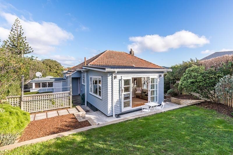 11 Ellora Street, Ngaio, Wellington - Carousel 1
