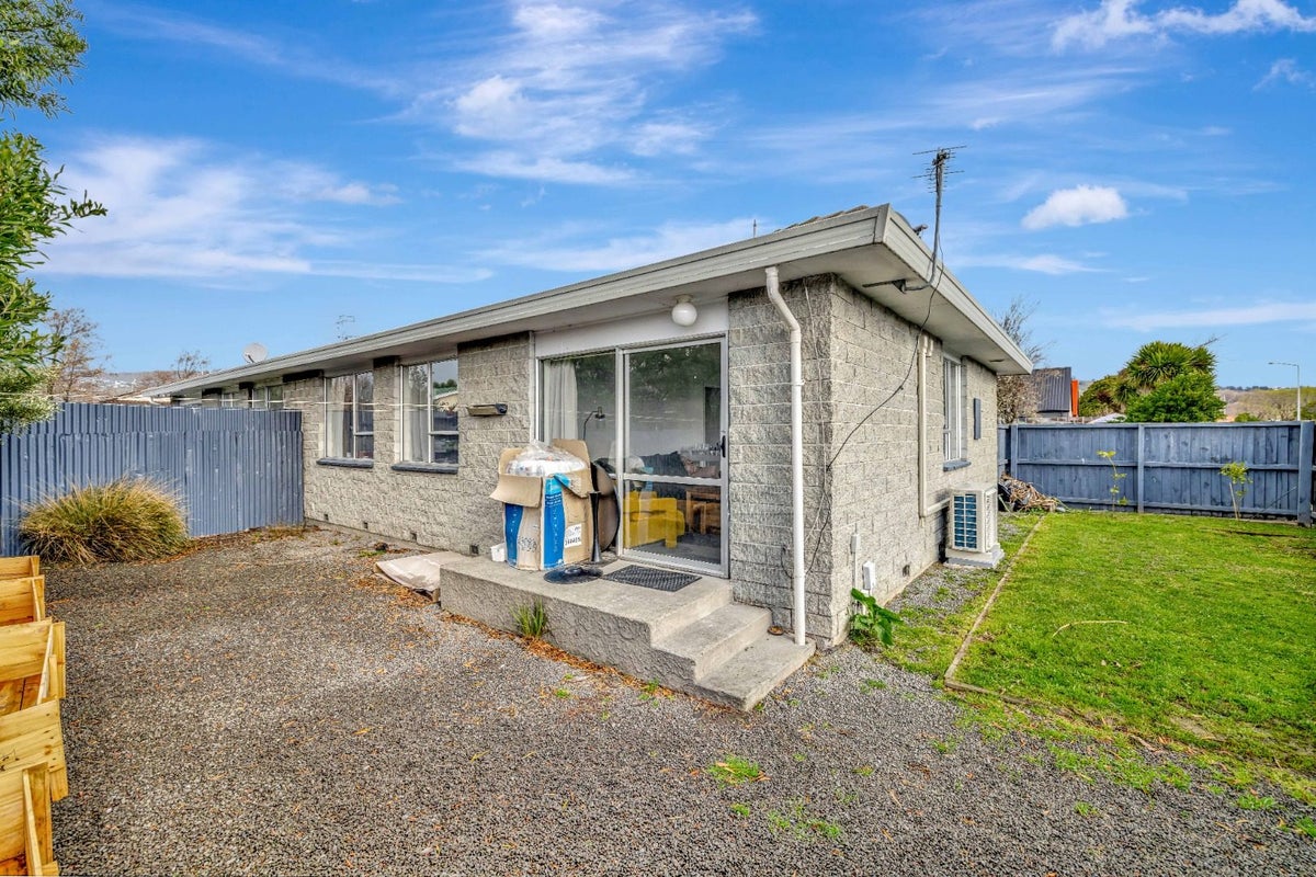 1/11 Rutherford Street, Woolston, Christchurch - Carousel 1