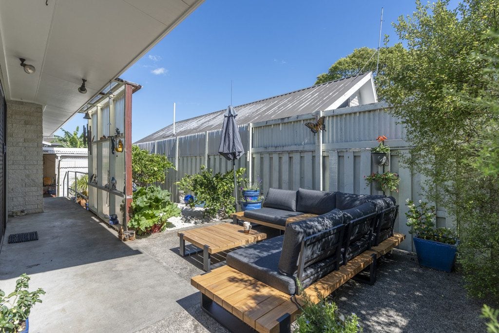 12A Arkle Place, Nawton, Hamilton - Carousel 1