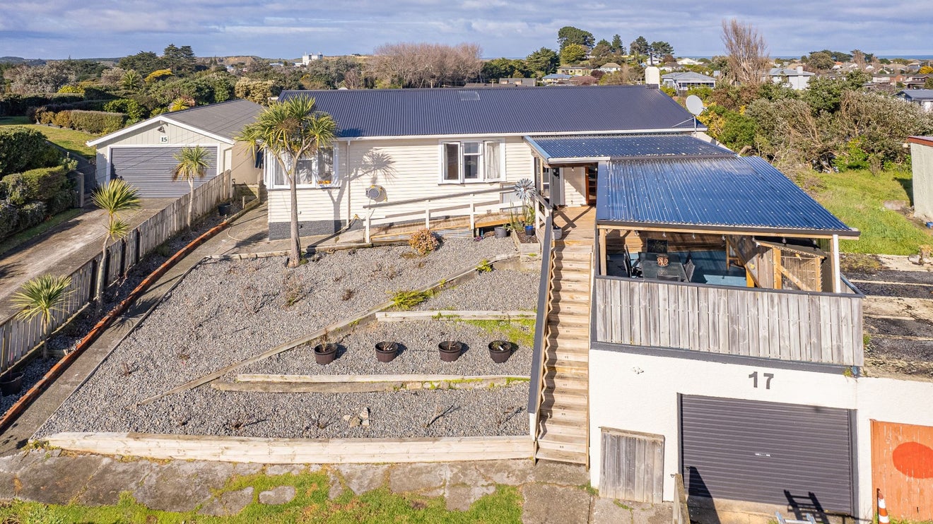 17 Toi Street, Tawhero, Whanganui - Carousel 1