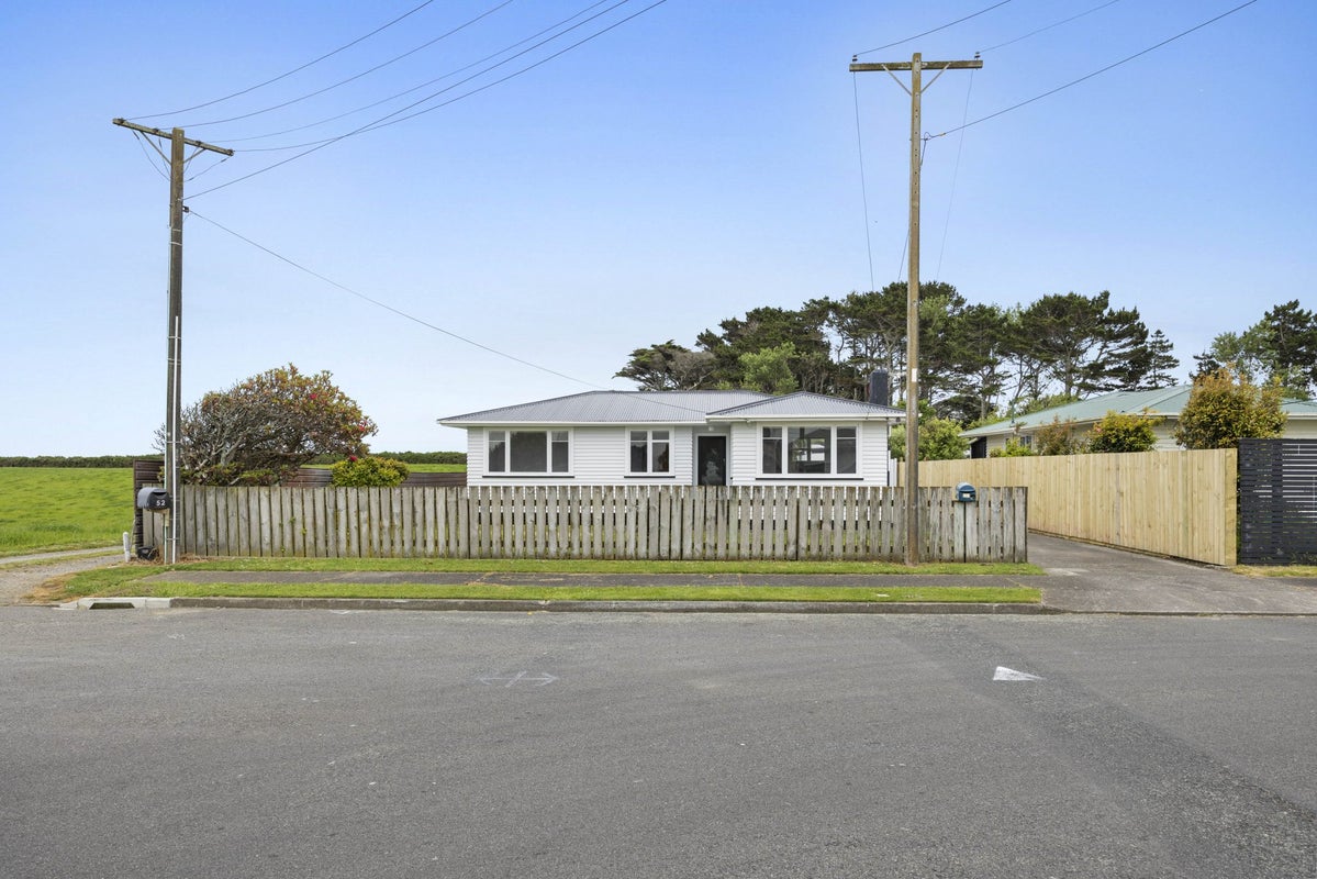 50 Ramanui Avenue, Hawera - Carousel 1