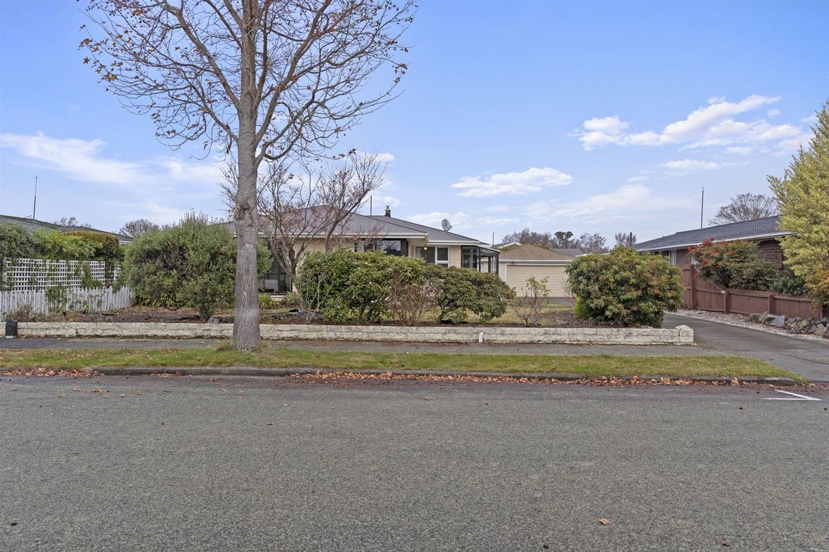 9 Glenside Avenue, Ilam, Christchurch - Carousel 34
