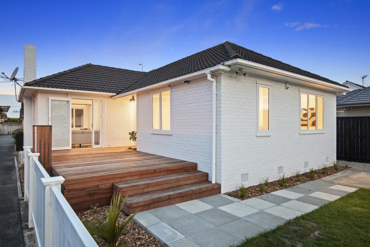 19 Dublin Street, Pukekohe, Pukekohe - Carousel 1