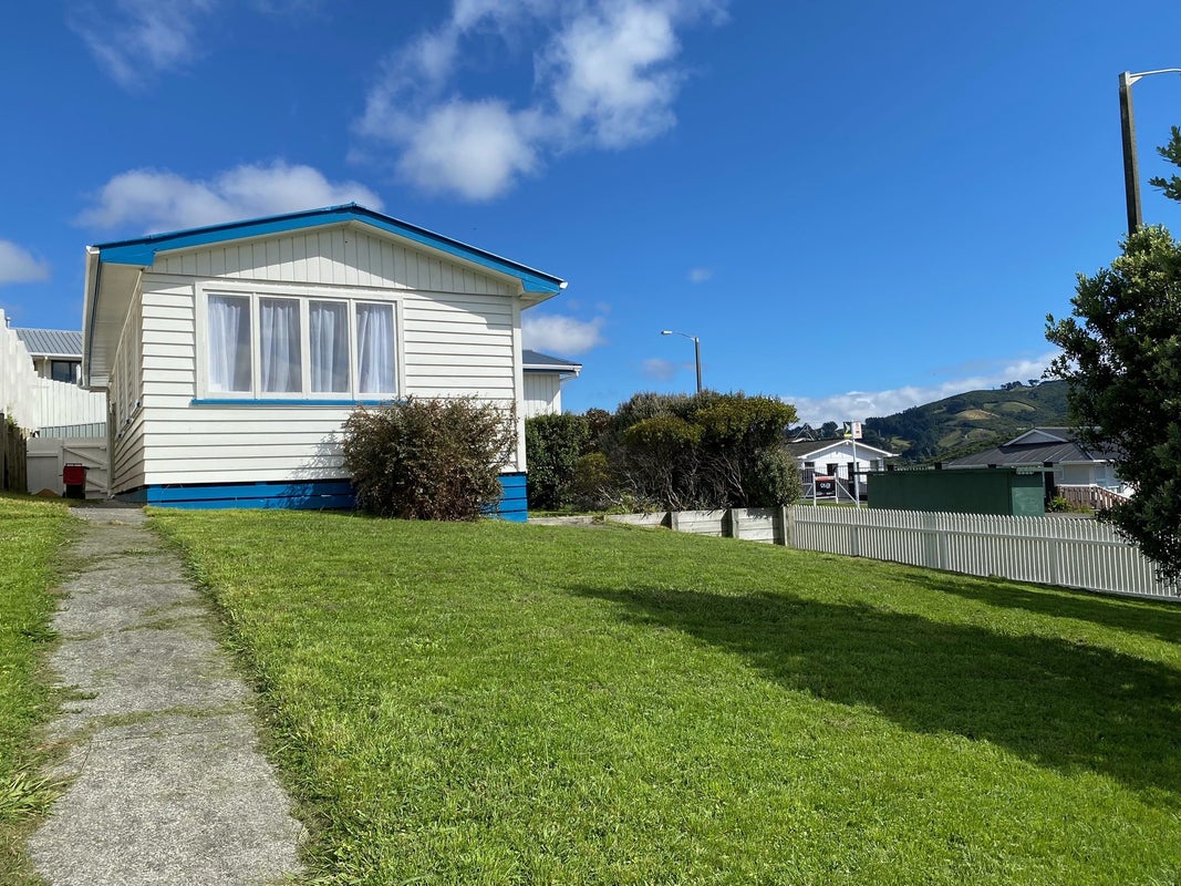 116 Major Drive, Kelson, Lower Hutt - Carousel 2