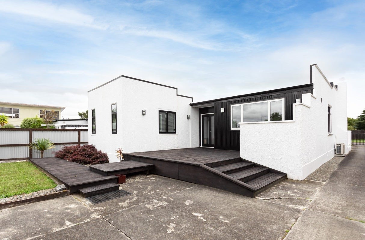 23 Guy Avenue, Takaro, Palmerston North - Carousel 2