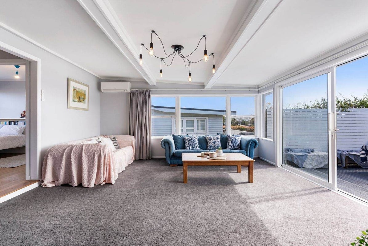 798 Whangaparaoa Road, Manly, Whangaparaoa - Carousel 2