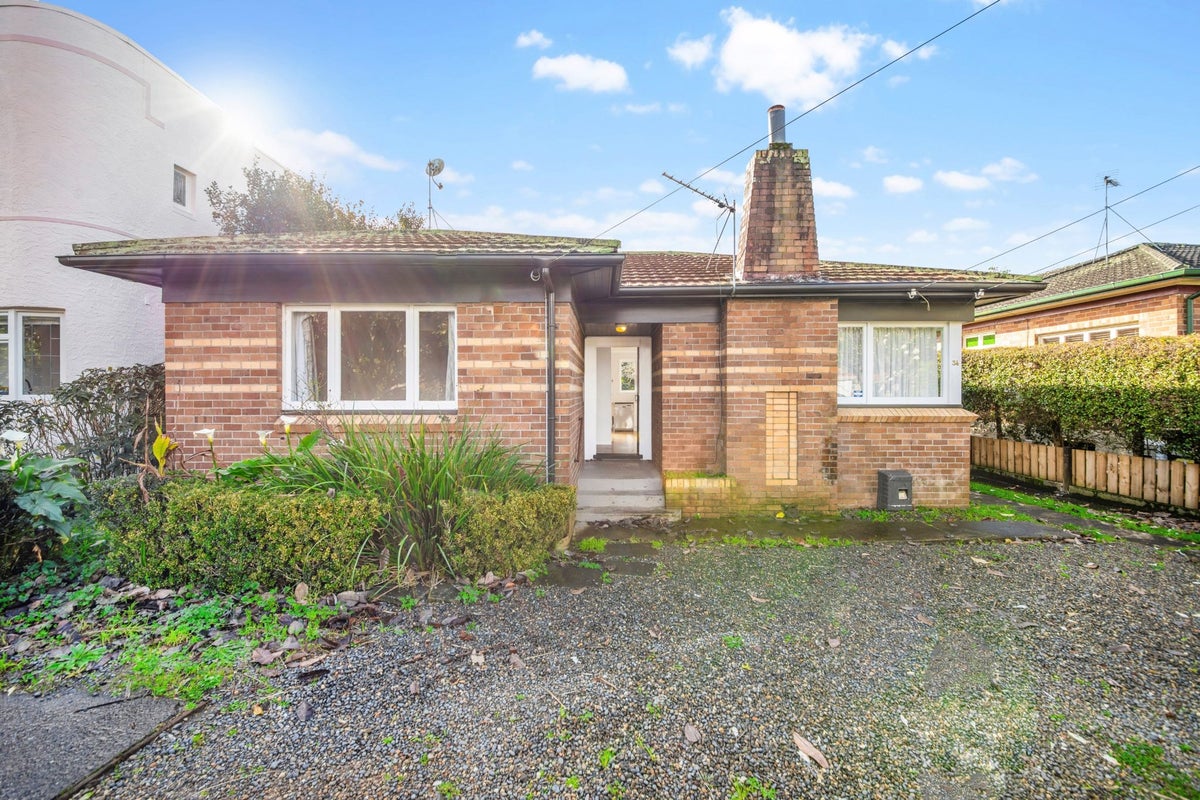 34 Parrish Road, Sandringham, Auckland - Carousel 1