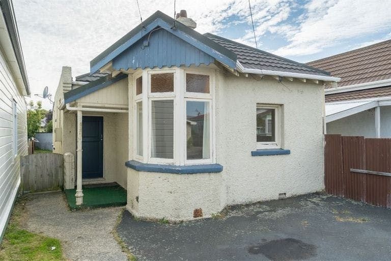 63 Grove Street, Saint Kilda, Dunedin - Carousel 1