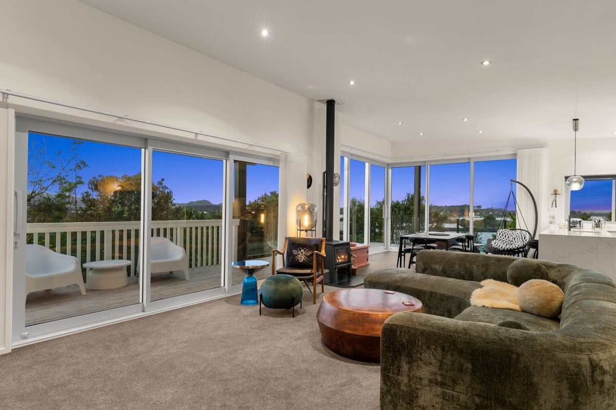 7 Ngaio Close, Mangawhai, Mangawhai - Carousel 2