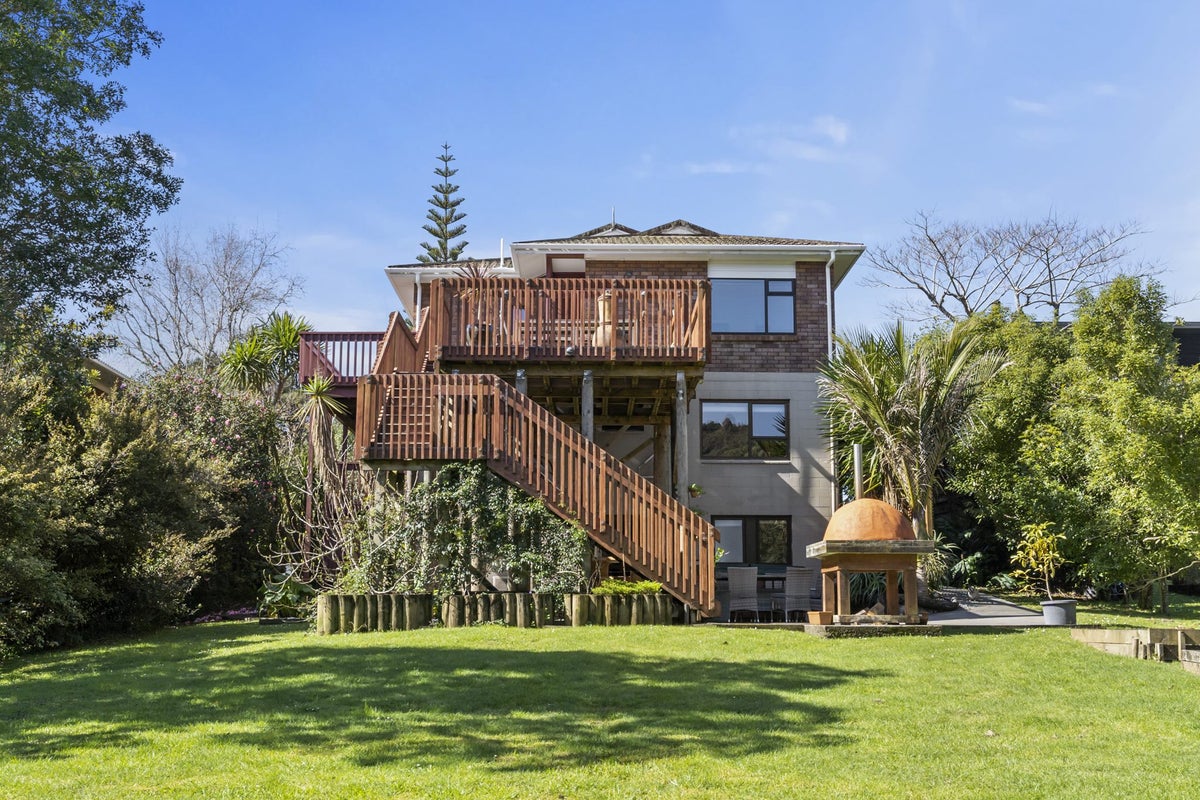 29 Kitewaho Road, Swanson, Auckland - Carousel 1