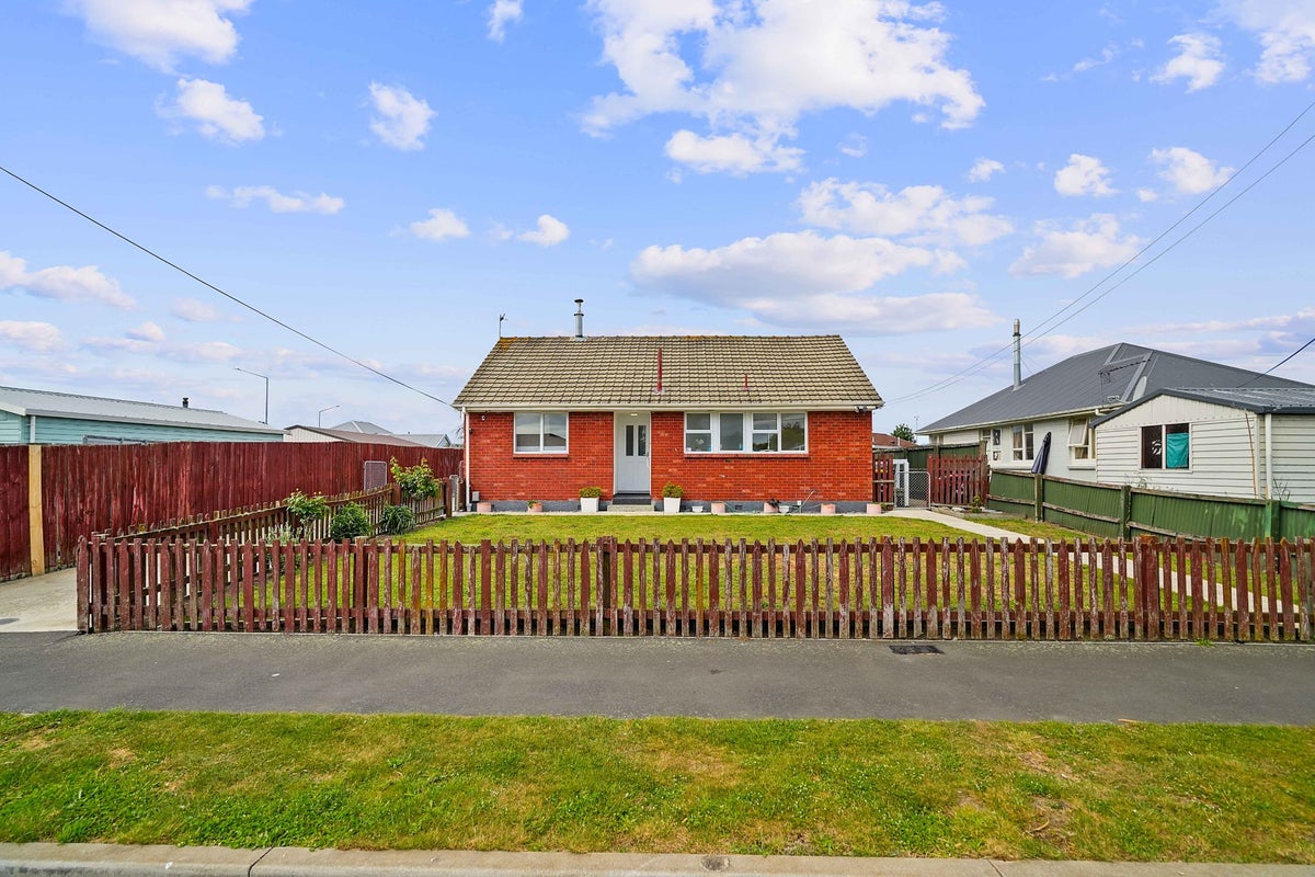 3 Portsmouth Street, Aranui, Christchurch - Carousel 23
