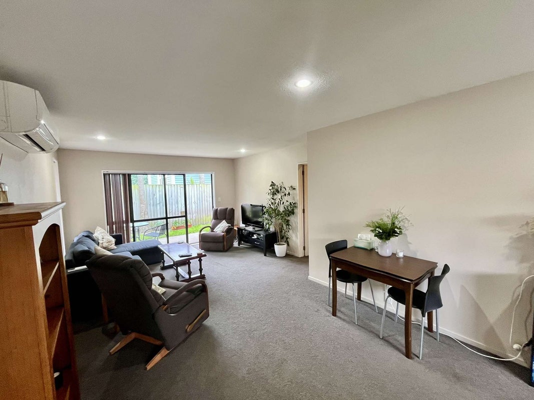 2/367 Selwyn Street, Addington, Christchurch - Carousel 2
