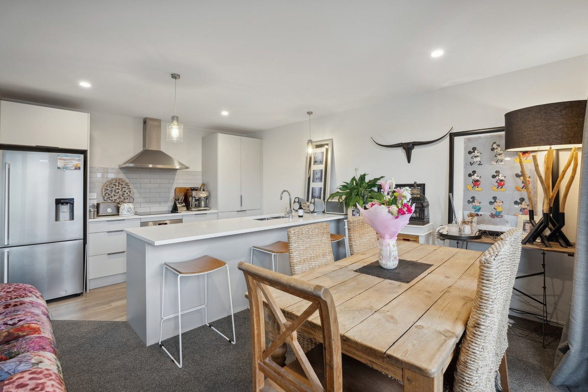 17 Silverstone Drive, Cromwell, Cromwell - Carousel 2