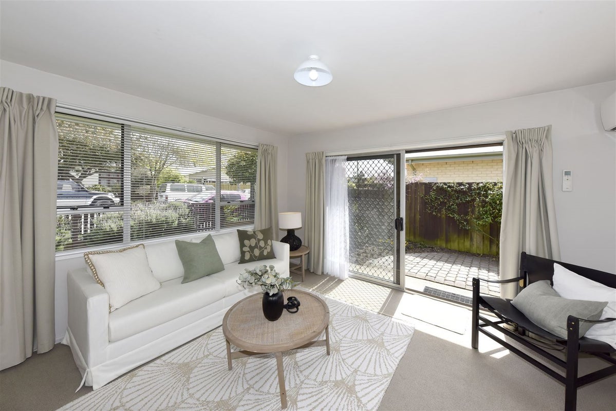 1/26 Trafalgar Street, St Albans, Christchurch - Carousel 2