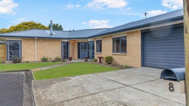 8 Celtic court, Roslyn, Palmerston North - Carousel 1
